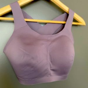 Lululemon Sports Bra 34DD - Dusty Purple color